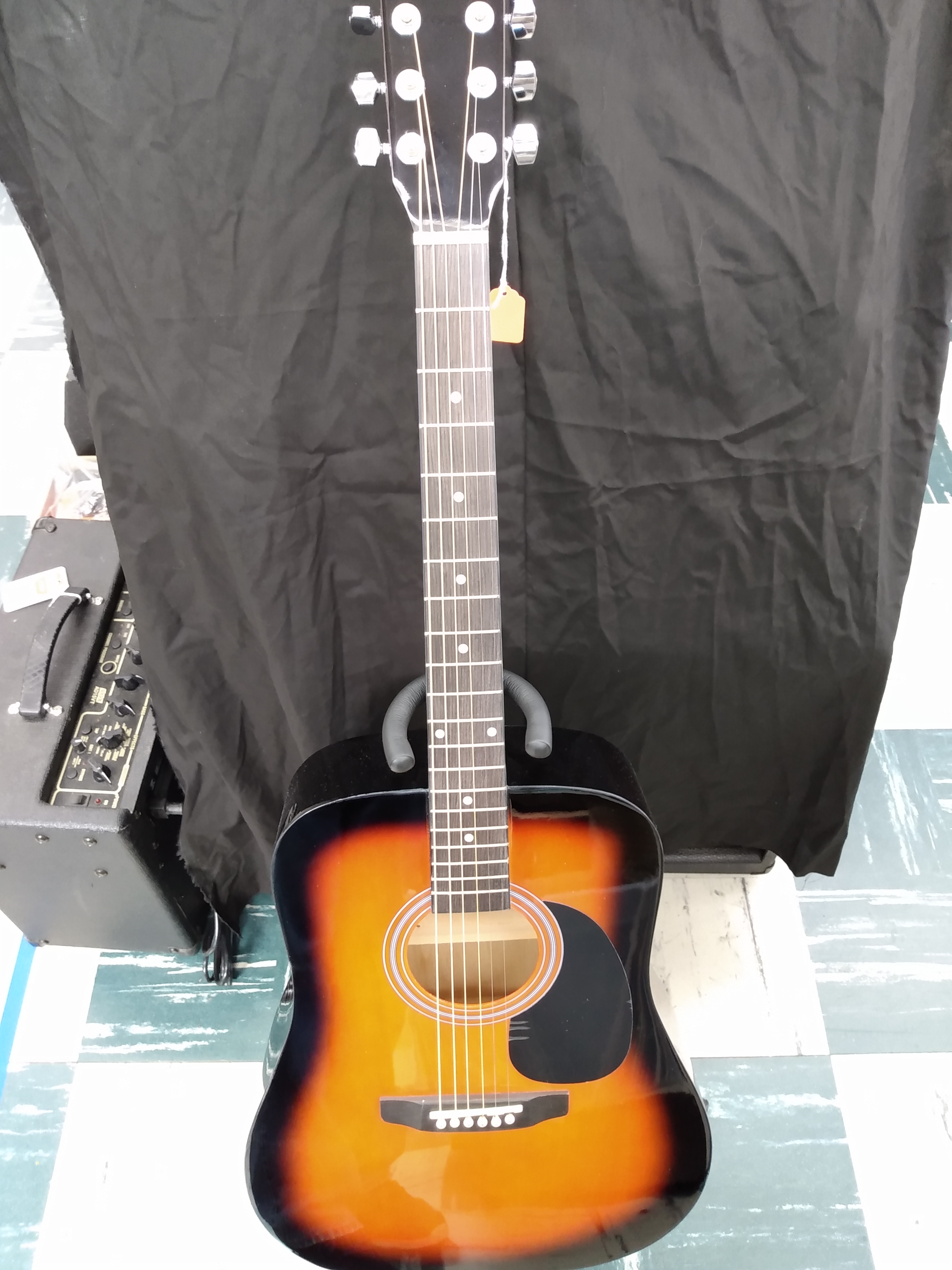 Classic Sunburst Stadium Acoustic Guitar