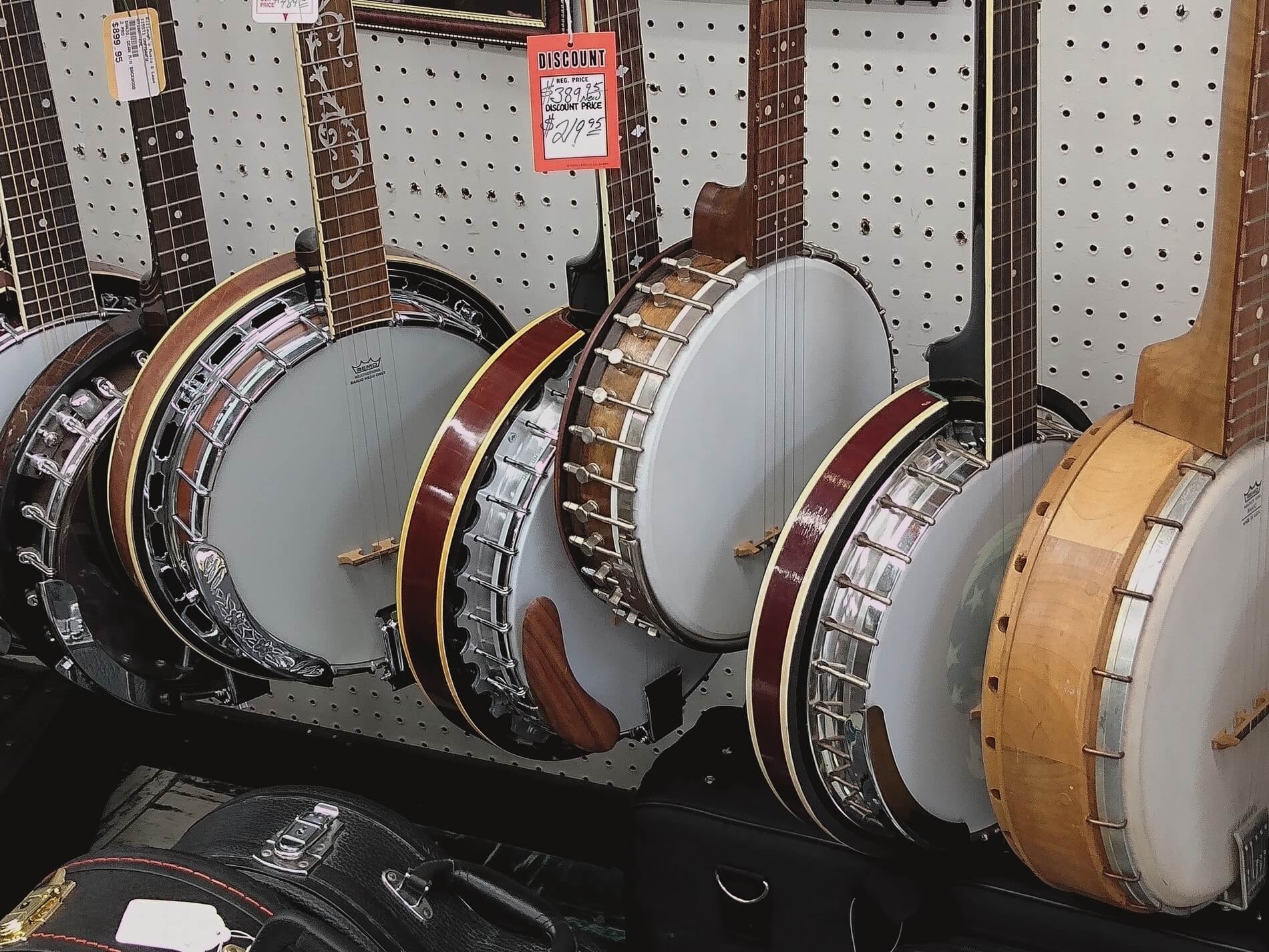 banjo for slae at Killough misic and pawn